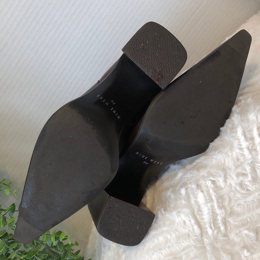 *WINTER SALE* Nine West Brown Pointed Toe Ankle Boot with Block Heel, Size 7. - Picture 5 of 10